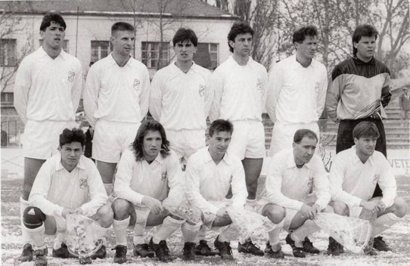 File:NK Rijeka 1989-90.jpg