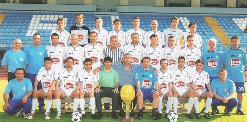 File:HNK Rijeka 2004-05.jpg