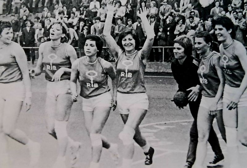 File:ŽRK Zamet 1971-72.jpg